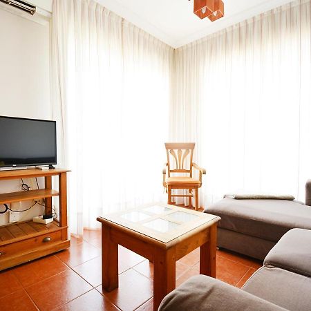 Galihost - Apartamento Con Piscina En El Centro De Sanxenxo Bagian luar foto