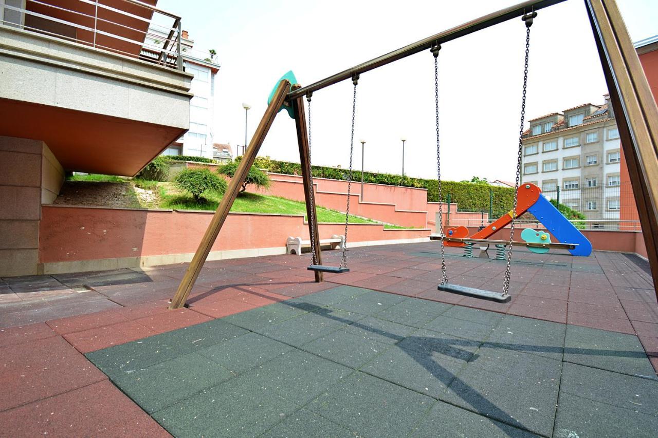 Galihost - Apartamento Con Piscina En El Centro De Sanxenxo Bagian luar foto