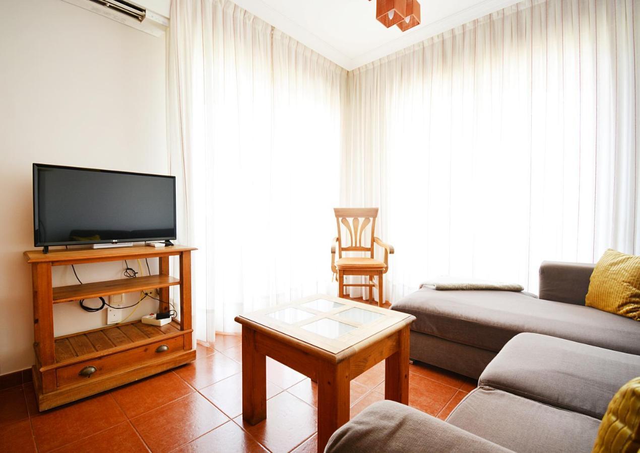 Galihost - Apartamento Con Piscina En El Centro De Sanxenxo Bagian luar foto