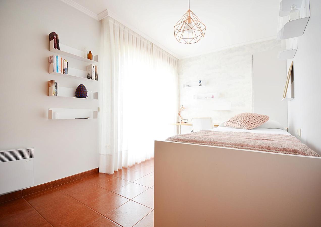Galihost - Apartamento Con Piscina En El Centro De Sanxenxo Bagian luar foto